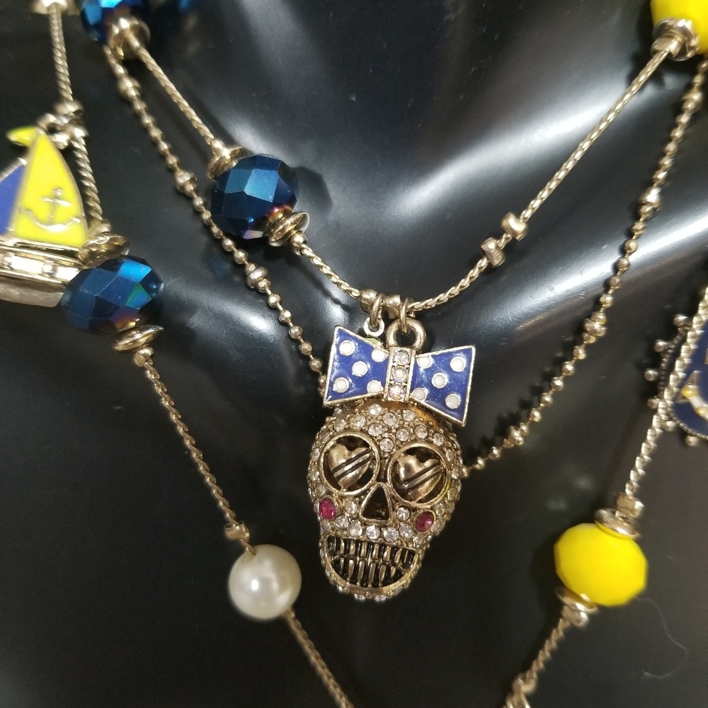 betsey johnson skull anchor necklace